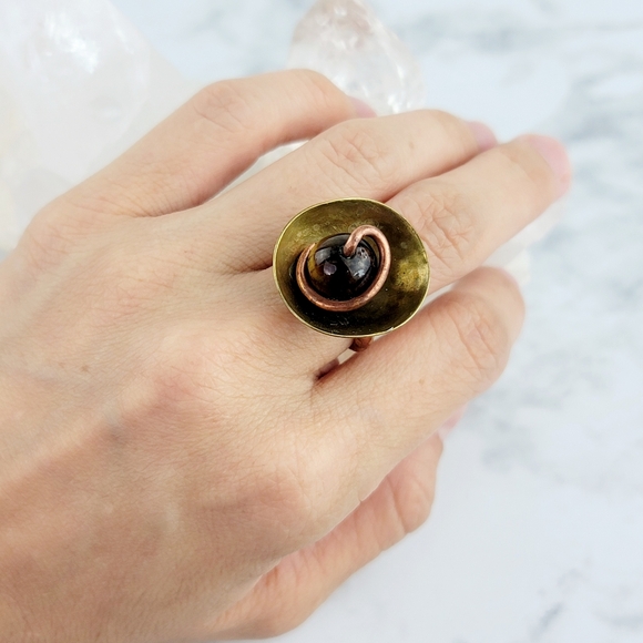 Tiger Eye Ring Jewelry Size 5 Yellow Gold Brass Copper Metal Artisan Handmade - Picture 5 of 12